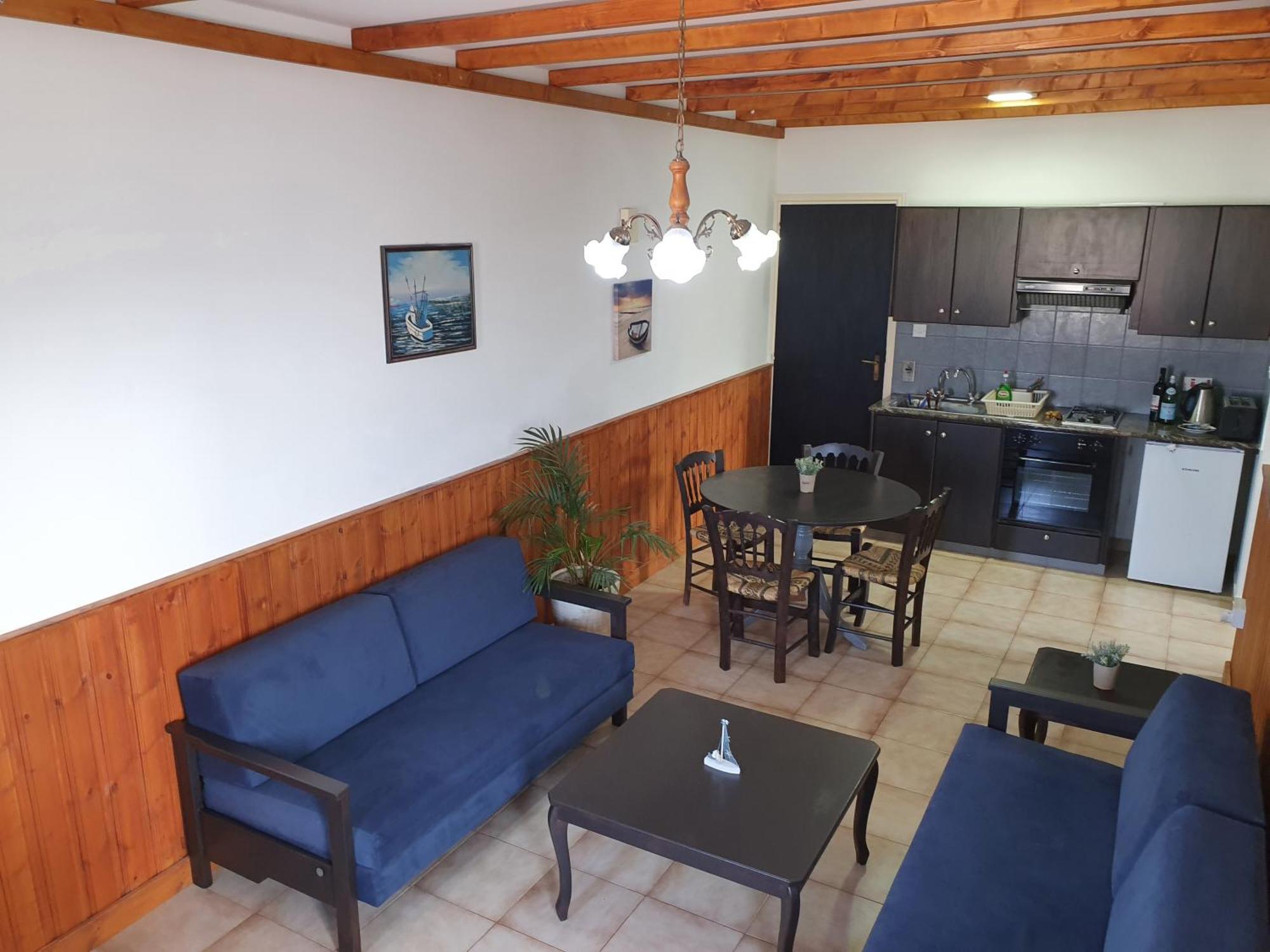Kanalli Apartments Pomos Room photo