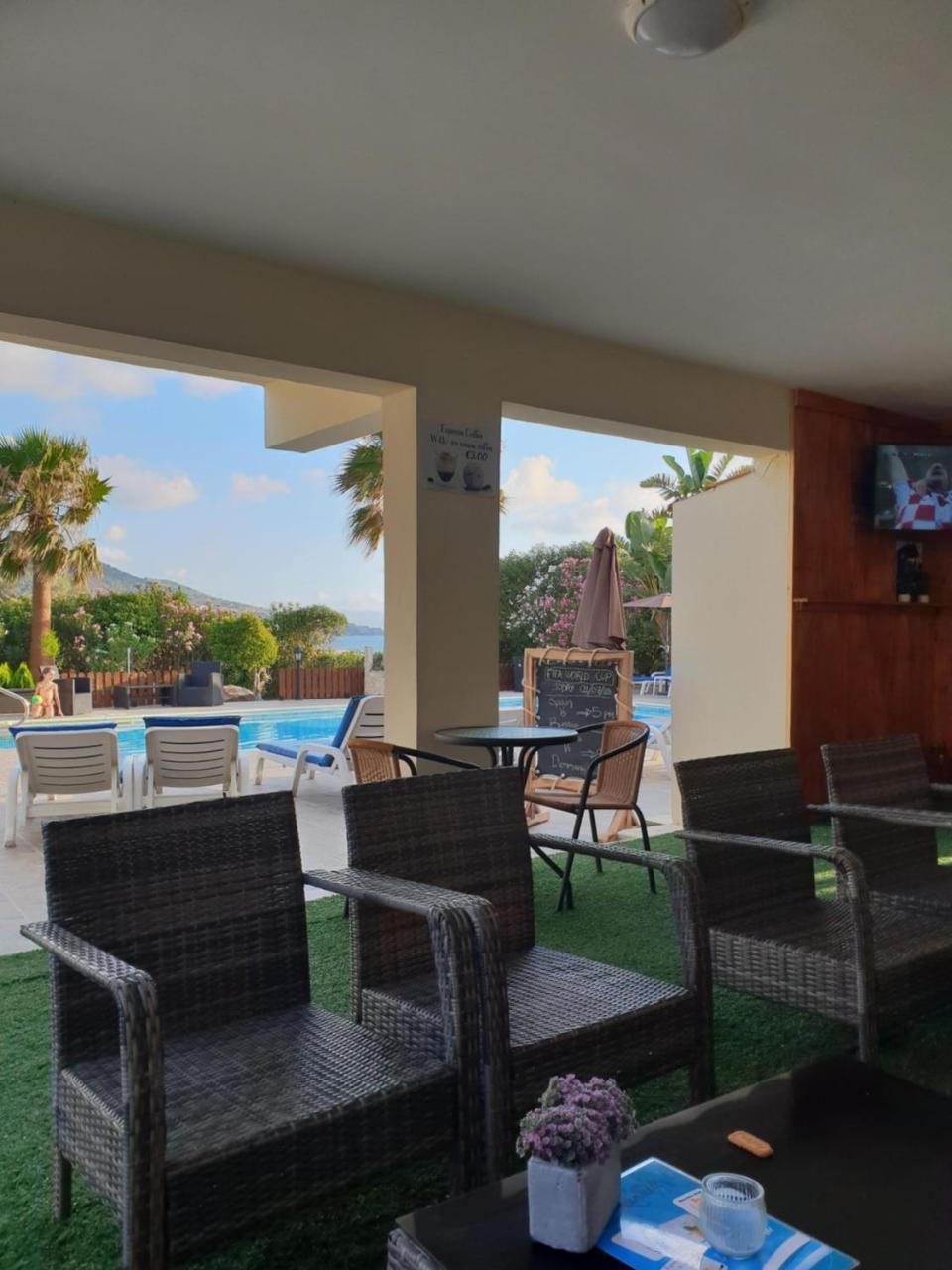 Kanalli Apartments Pomos Exterior photo